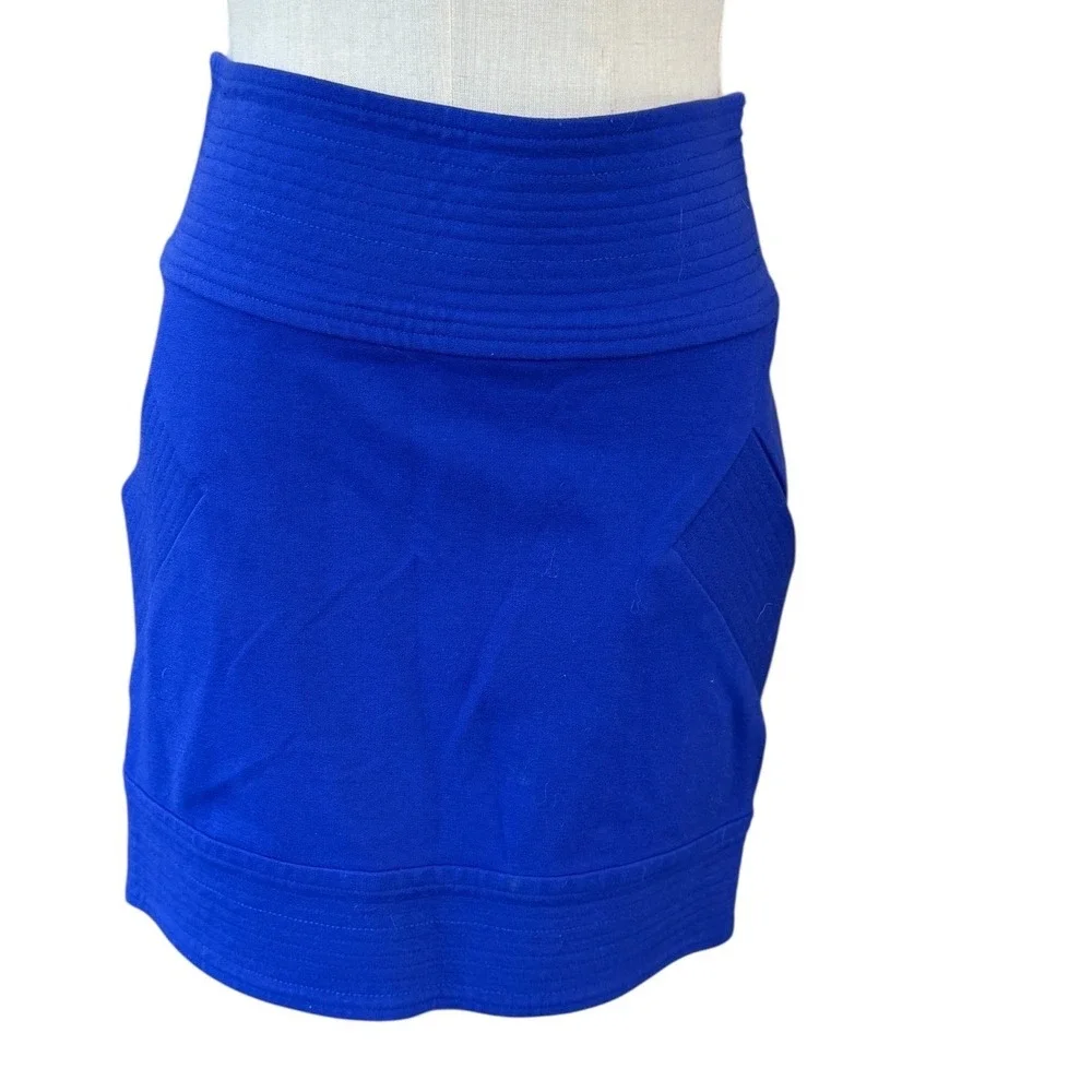 Diane von Furstenberg Royal Blue Quilted‎ Waist Mini Skirt Size 4 DVF Cobalt